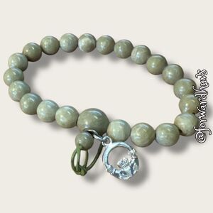 Bundle Sale 3 for $15 | Green Bead Irish Claddagh Stretch Bracelet